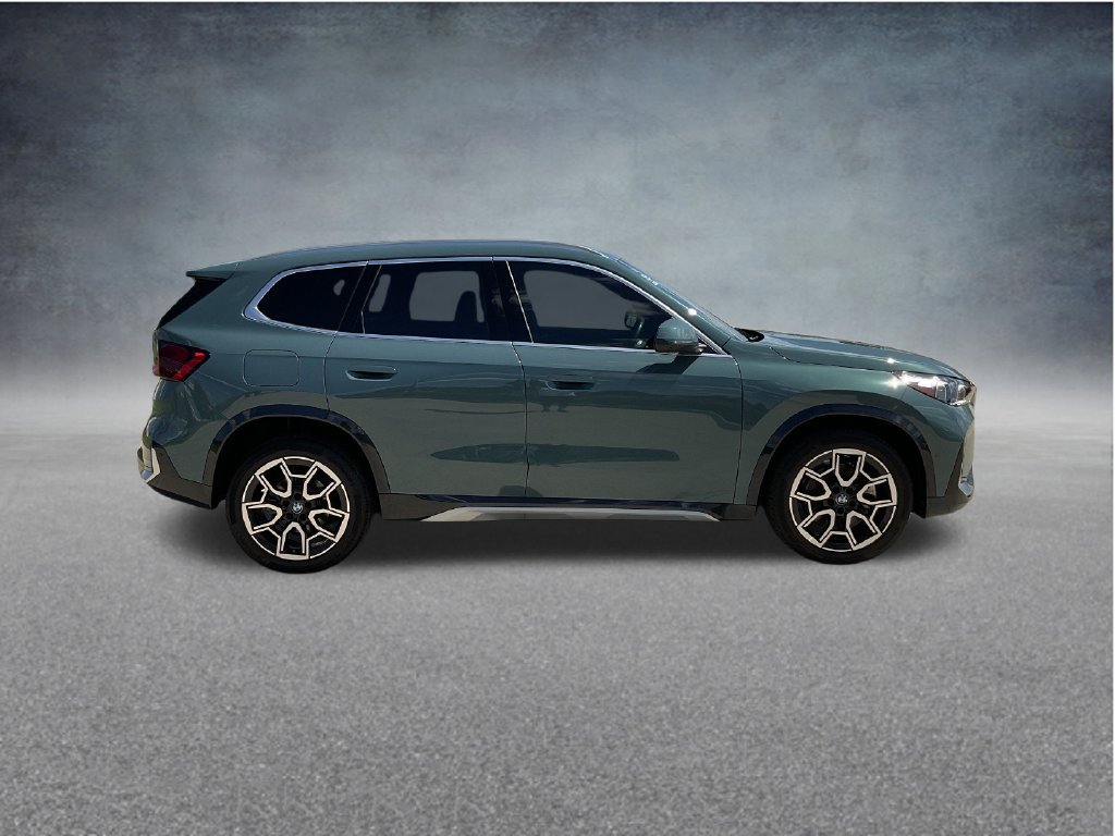 Used 2025 BMW X1 xDrive28i AWD/4WD image 8