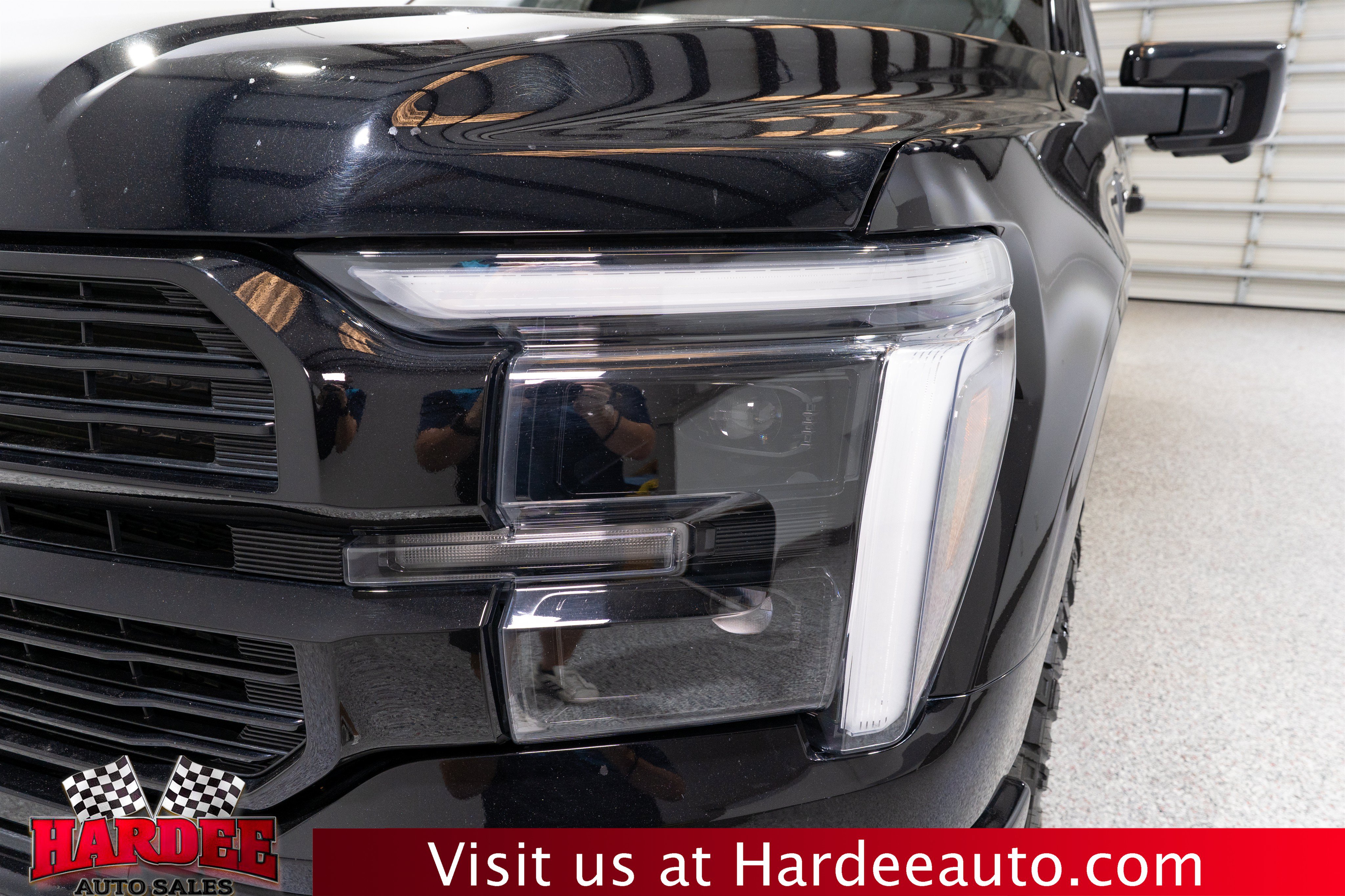 Used 2025 Ford F150 Platinum AWD/4WD image 8