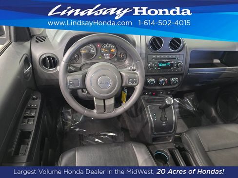 Used 2014 Jeep Patriot High Altitude FWD image 12