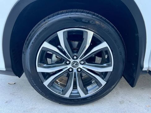 Certified 2022 Lexus RX 350 FWD w/ Premium Package image 9