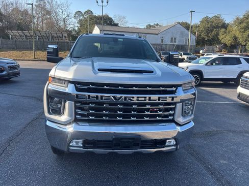 Used 2021 Chevrolet Silverado 3500 LTZ image 3