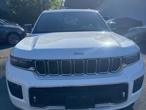 Used 2022 Jeep Grand Cherokee L Overland w/ Luxury Tech Group IV AWD/4WD image 1