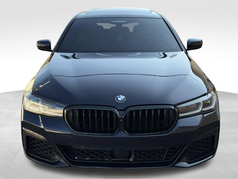 Used 2021 BMW M550i xDrive w/ Dynamic Handling Package AWD/4WD image 2
