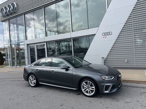 Used 2023 Audi A4 2.0T Premium w/ Convenience Package image 11