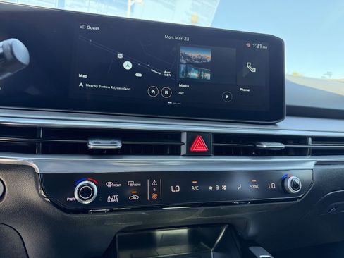 New 2026 Kia Sorento SX AWD/4WD image 22