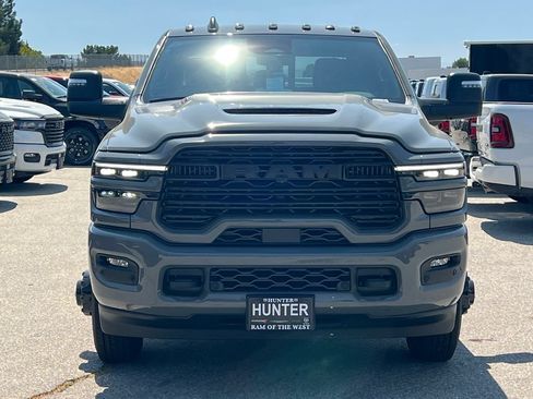 New 2026 RAM 3500 Laramie AWD/4WD image 11