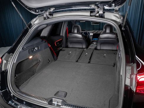 New 2026 Mercedes-Benz GLC 43 AMG 4MATIC image 7