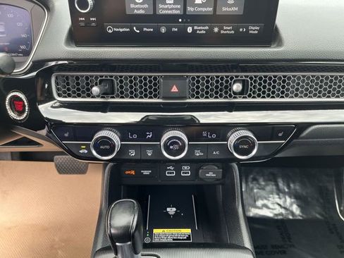 Used 2024 Honda Civic Touring image 19