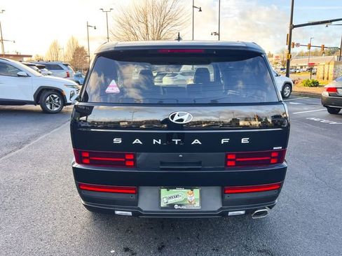Certified 2025 Hyundai Santa Fe SE image 7