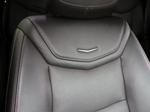 Used 2020 Cadillac XT5 Premium Luxury image 14