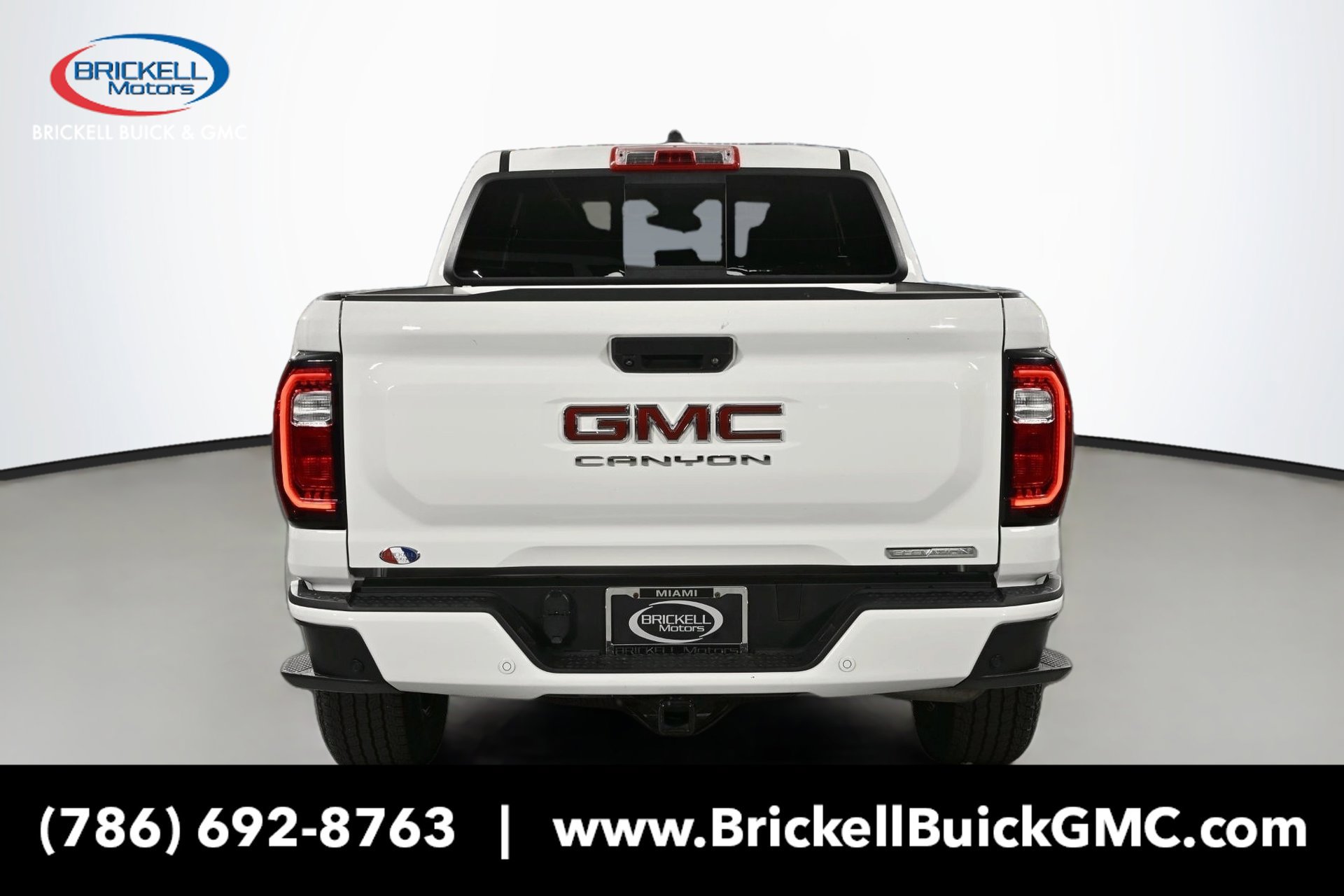 Used 2024 GMC Canyon Elevation w/ Convenience Package AWD/4WD image 4