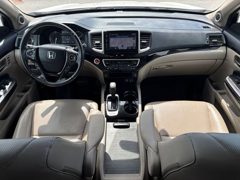 Used 2018 Honda Ridgeline RTL-E image 19
