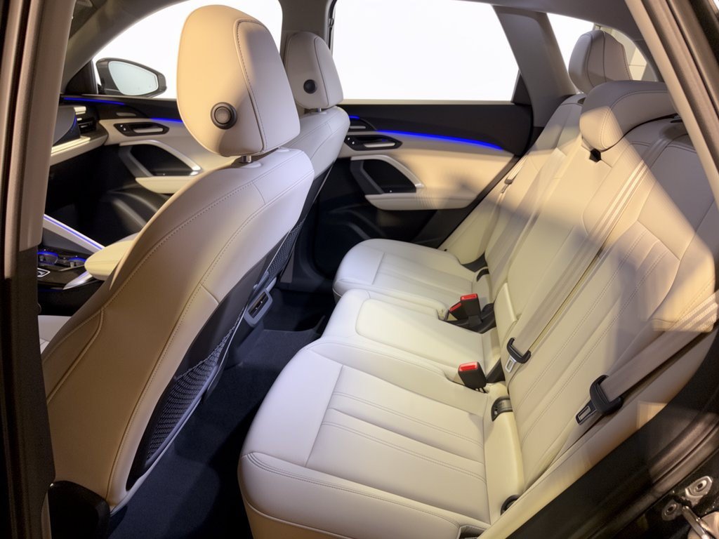 Certified 2025 Audi Q5 Premium Plus w/ Premium Plus AWD/4WD image 25