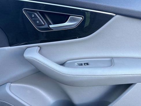 Used 2023 Audi Q7 3.0T Premium Plus image 20