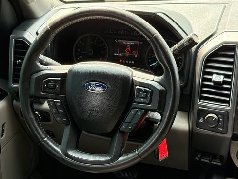 Used 2020 Ford F150 XLT w/ Equipment Group 302A Luxury AWD/4WD image 13