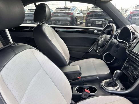 Used 2019 Volkswagen Beetle 2.0T SE image 13