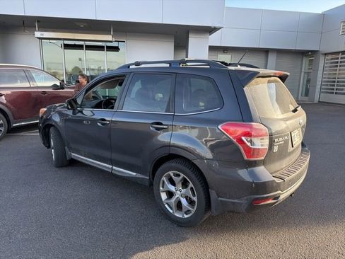 Used 2015 Subaru Forester 2.5i Touring w/ Eyesight & Navigation System image 3