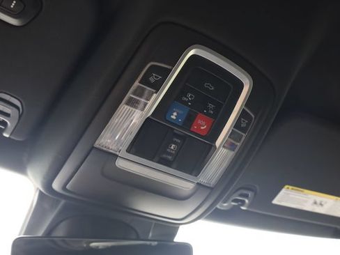 Used 2022 RAM 1500 Laramie w/ Sport Appearance Package AWD/4WD image 22