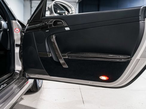 Used 2012 Porsche 911 Turbo image 28