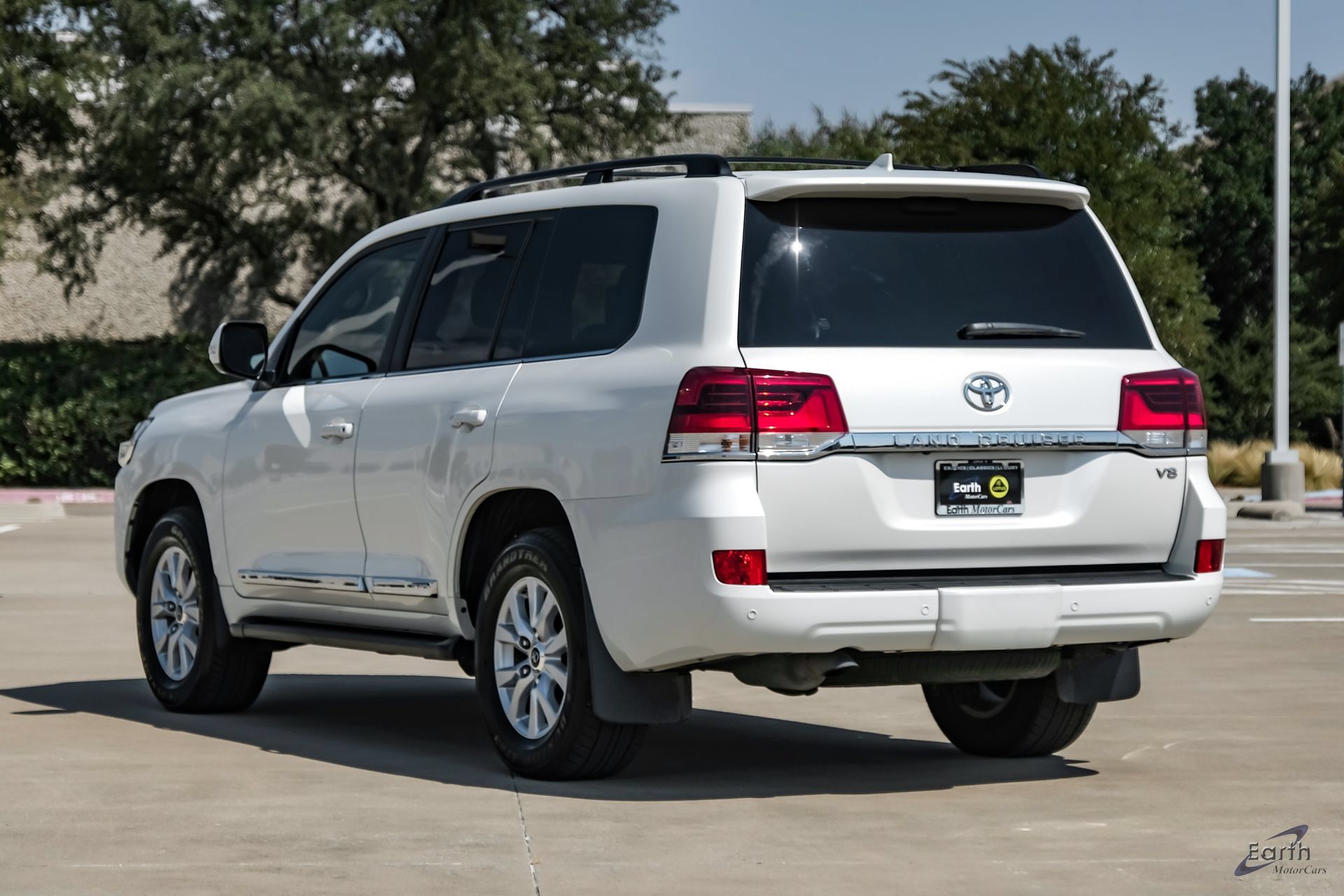 Used 2020 Toyota Land Cruiser AWD/4WD image 11