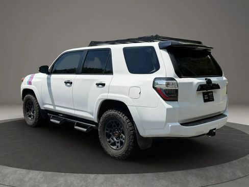 Used 2021 Toyota 4Runner Venture w/ Moonroof Package AWD/4WD image 6