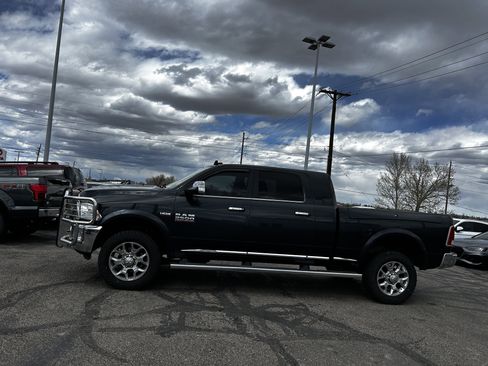 Used 2017 RAM 2500 Limited image 2