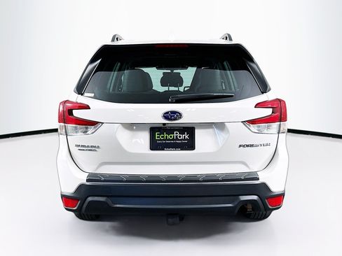 Used 2023 Subaru Forester Premium AWD/4WD image 7