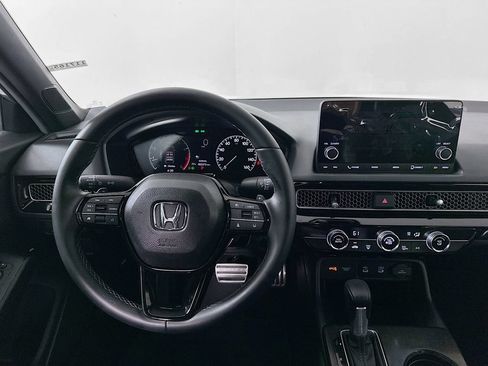 Used 2025 Honda Civic Sport image 19