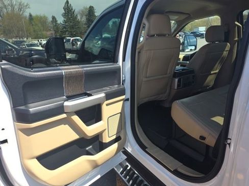Used 2020 Ford F350 Lariat w/ Chrome Package AWD/4WD image 12