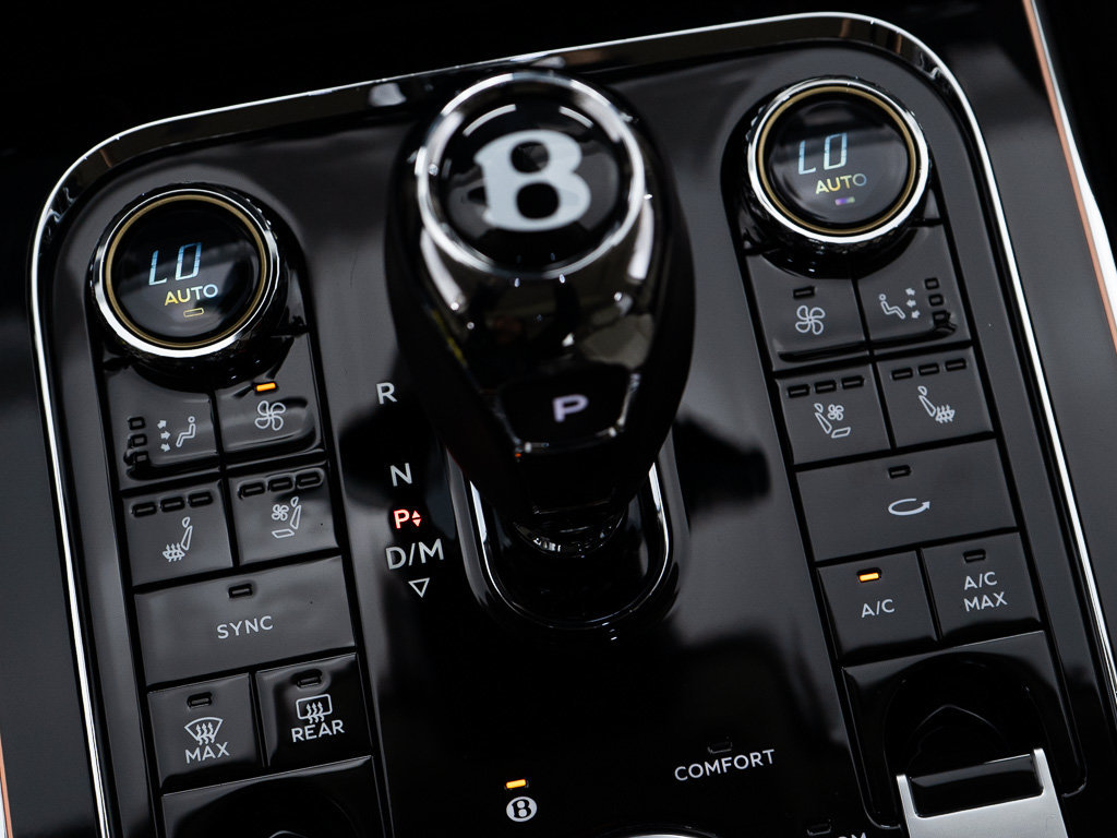 Certified 2021 Bentley Flying Spur W12 AWD/4WD image 37