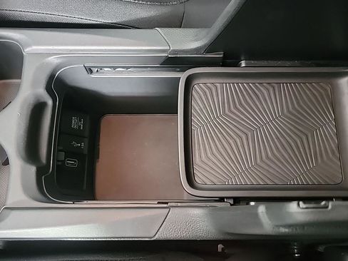 Certified 2018 Honda CR-V EX image 33