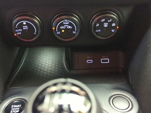 Certified 2024 Nissan Z Sport w/ Floor Mat Package RWD image 23