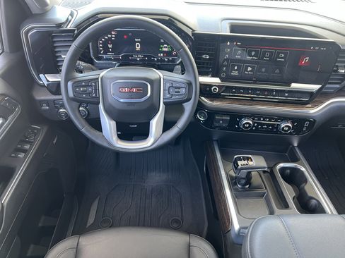 Used 2024 GMC Sierra 1500 Elevation w/ Elevation Premium Package AWD/4WD image 29