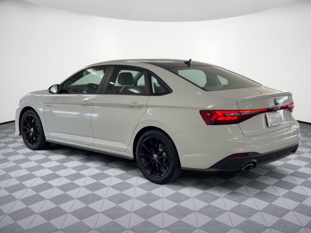 Used 2026 Volkswagen Jetta GLI Autobahn FWD image 3