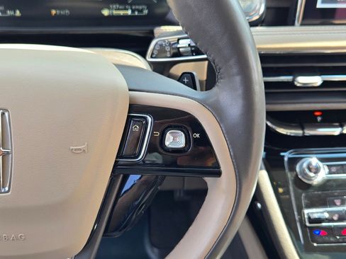 Certified 2021 Lincoln Corsair Reserve w/ Elements Package image 32