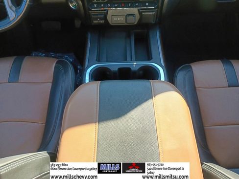 Used 2023 Chevrolet Silverado 2500 High Country w/ Technology Package image 19