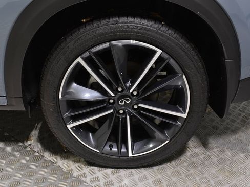 Certified 2025 INFINITI QX55 Essential w/ Accent Package image 38