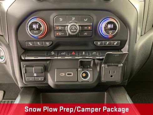 Used 2022 Chevrolet Silverado 3500 LTZ w/ LTZ Convenience Package image 9