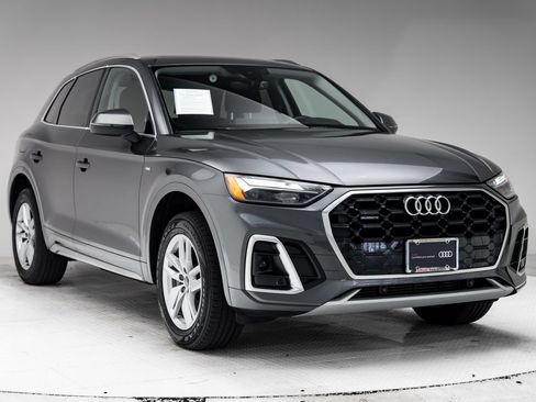 Certified 2023 Audi Q5 2.0T Premium w/ Convenience Package AWD/4WD image 32