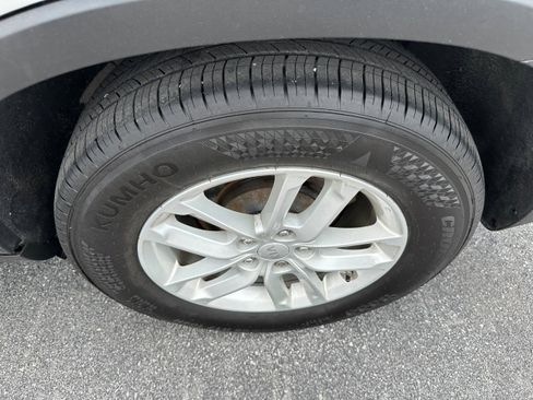 Used 2015 Kia Sorento LX AWD/4WD image 9
