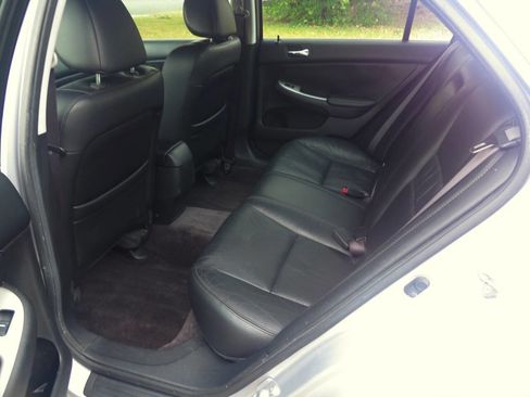 Used 2003 Honda Accord EX image 13