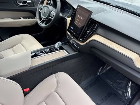 Used 2026 Volvo XC60 B5 Plus w/ Climate Package AWD/4WD image 19
