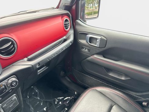 Used 2021 Jeep Wrangler Unlimited Rubicon AWD/4WD image 22