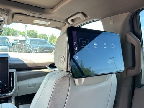 New 2026 GMC Yukon Denali w/ Advanced Technology Package AWD/4WD image 25