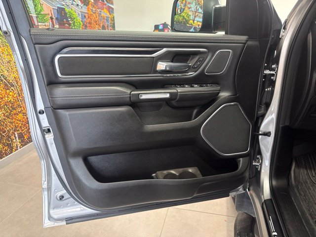 Used 2023 RAM 1500 Laramie AWD/4WD image 27