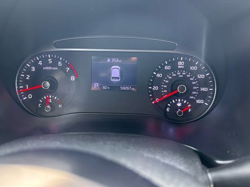Used 2020 Kia Soul LX FWD image 14