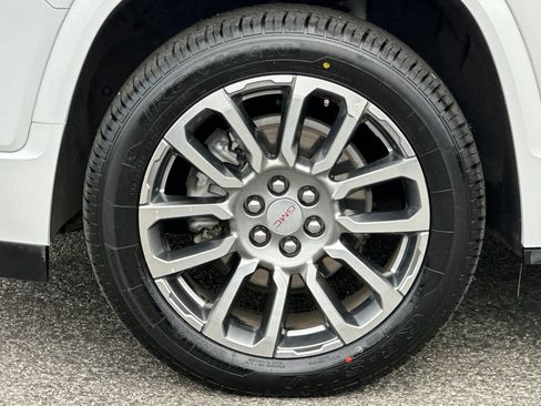 Certified 2023 GMC Acadia Denali image 38