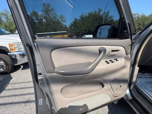 Used 2005 Toyota Tundra SR5 AWD/4WD image 9