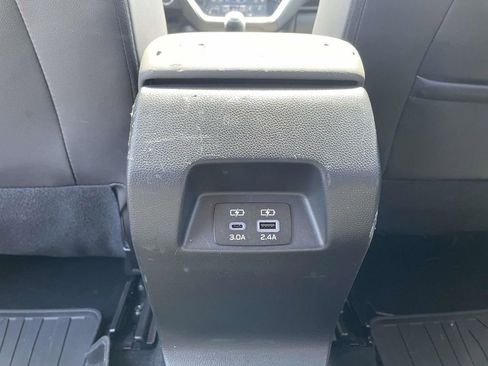 Used 2024 Subaru Crosstrek 2.0i Premium AWD/4WD image 3