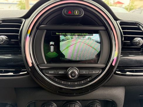 Used 2019 MINI Cooper Clubman S w/ Premium Package image 30